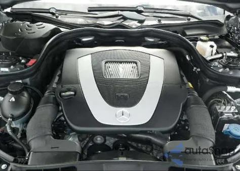 2010 Mercedes-Benz E350 z USA, uszkodzony, nr VIN WDDHF5GB1AA051997